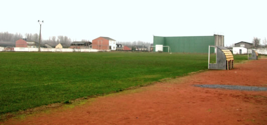 Polideportivo campo futbol y pista atletismo